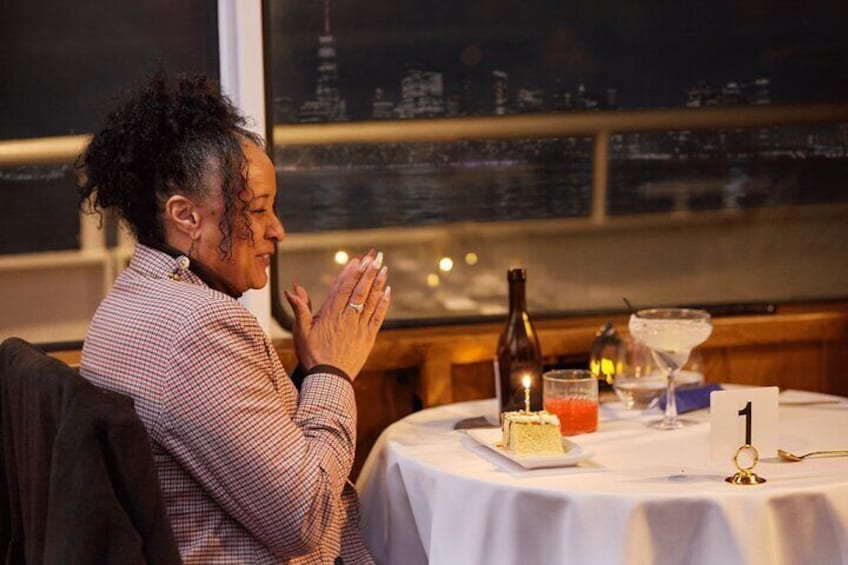 New York City Dinner Cruise with Live Music