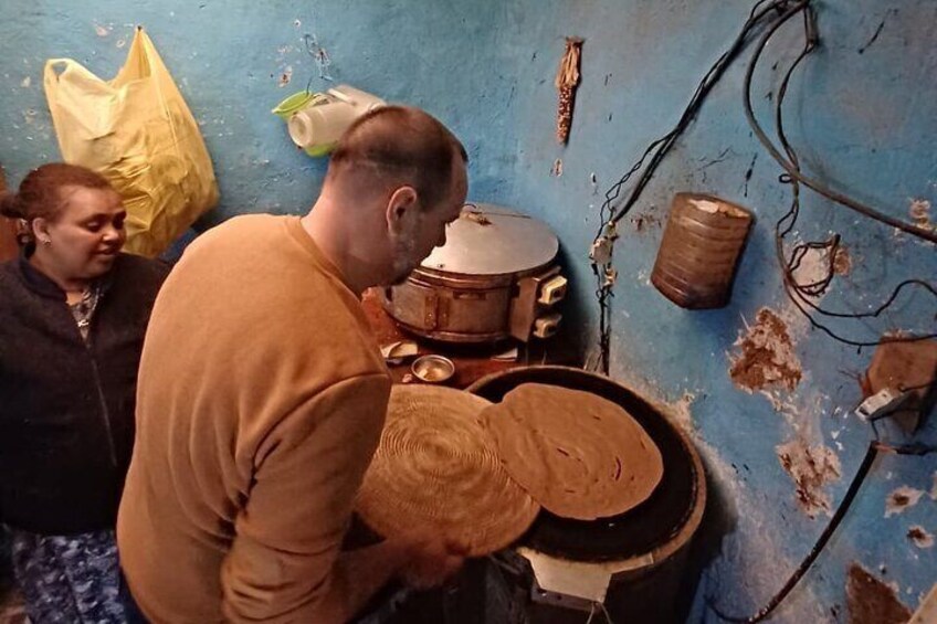 Injera Baking Lesson with @AddisAuthenticTours