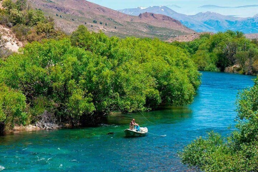 Stand Up Rafting Tour on the Limay River
