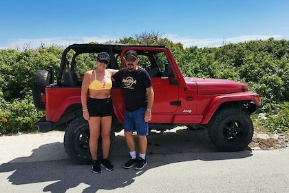 Private Custom Jeep Tour in Cozumel with Lunch and Snorkel