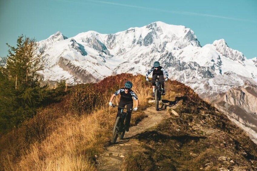 Discover the Formidable Lake of the Chamonix Valley MTB e-bike