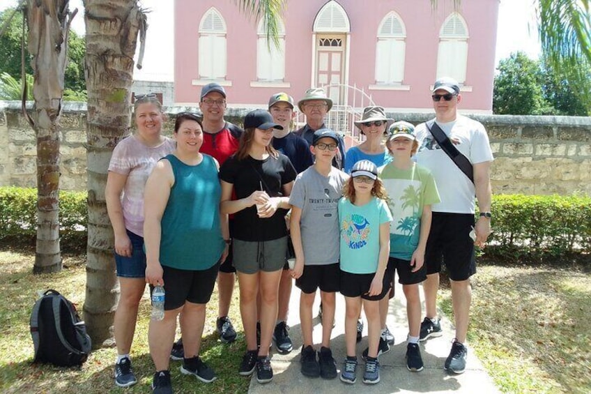 Family visiting the Nidge Synagogue