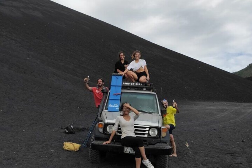 Private Cerro Negro Sandboarding