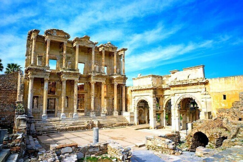 2-Day Ephesus and Pamukkale Cultural Tour from Fethiye