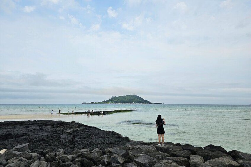 JEJU TAXI TOUR - WEST AND SOUTH OF JEJU (Pick-up Airport)