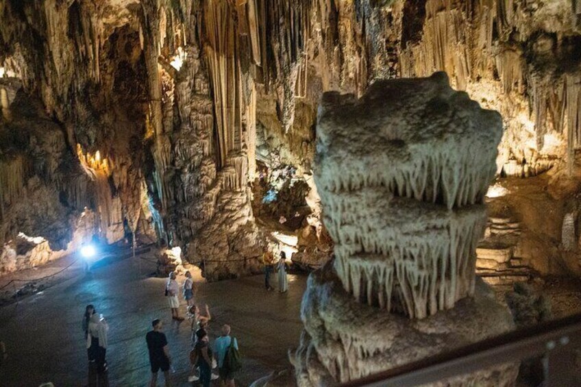 Tour of Nerja and Frigiliana with Caves