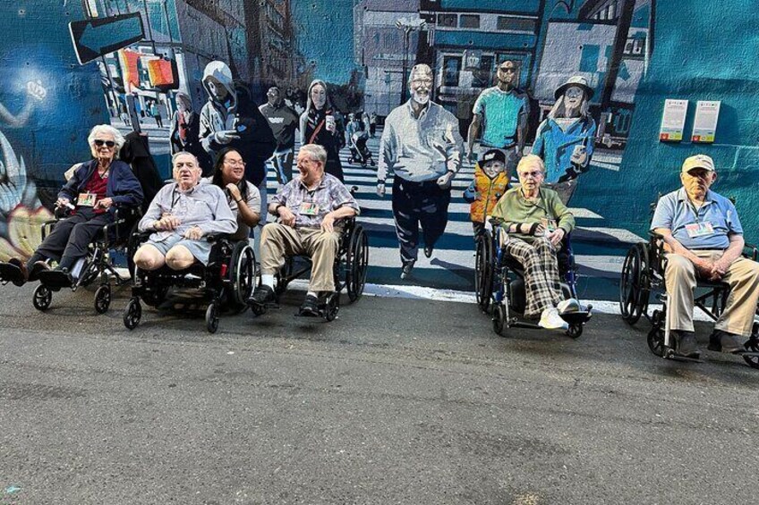 UPTOWN FUNK: 1 Hour Guided Historical Walking Tour in Charlotte