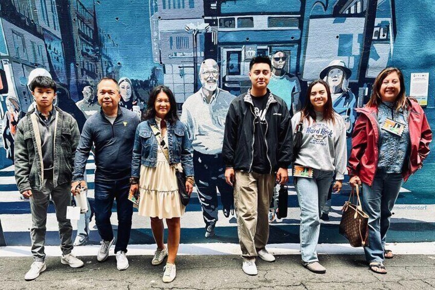 UPTOWN FUNK: 1 Hour Guided Historical Walking Tour in Charlotte