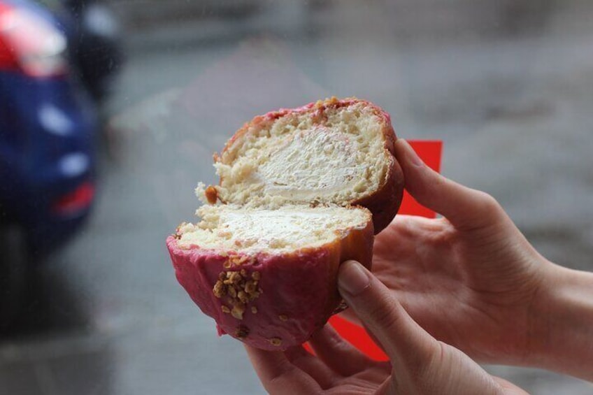 Underground Donut Tour: Edinburgh & Royal Mile Doughnut Tour