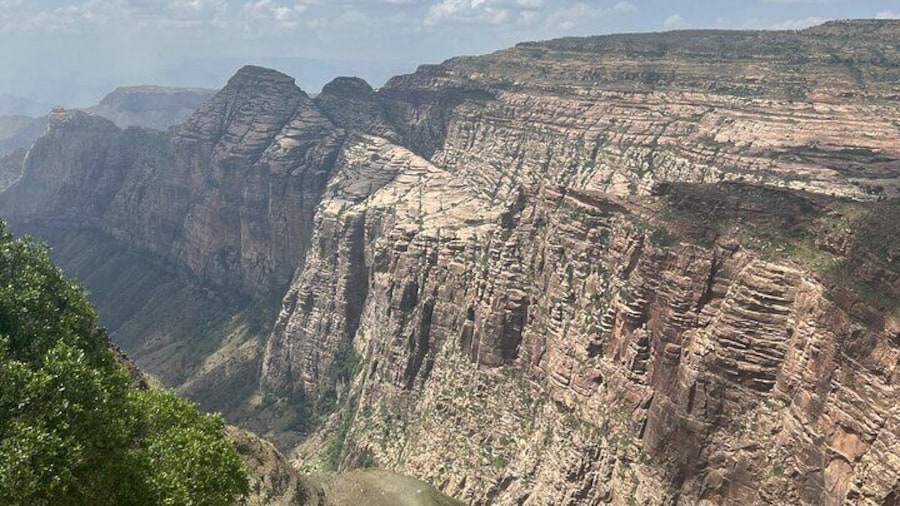 Full-day Tour at Black Mountain in Saudi Arabia
