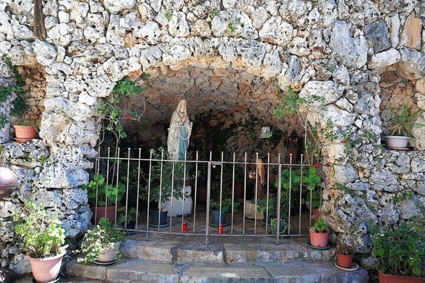 Full Day Tour in St Charbel, Rafka, Hardini and Byblos