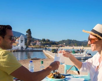Korfu schmecken: Kleine Gruppe oder private Korfu Food Walking Tour