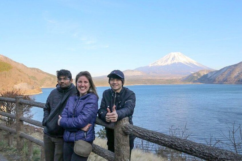 Mt.Fuji homemade BBQ,1000 yen bill view in Lake Motosu,Shiraito Falls 1-Day Trip