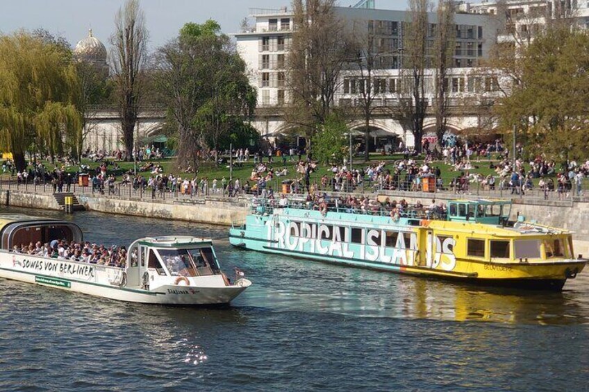 Berlin boat tour on the Spree