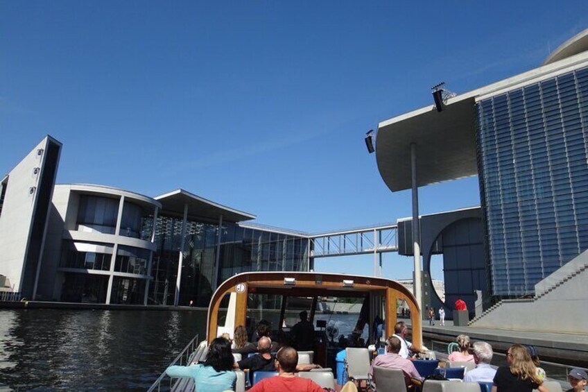 Berlin boat tour on the Spree