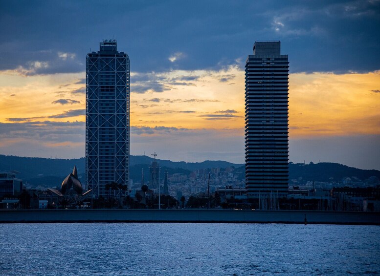 Picture 6 for Activity Barcelona Sightseeing Sailing