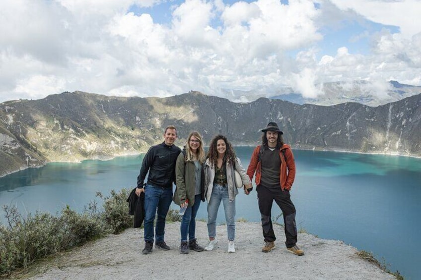 Full day Tour Quito to Baños visiting Cotopaxi & Quilotoa