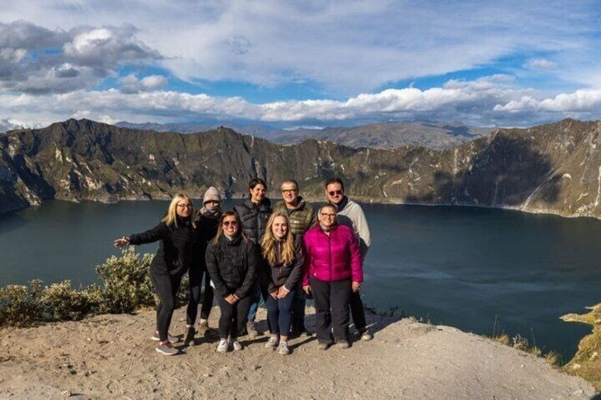 Full day Tour Quito to Baños visiting Cotopaxi & Quilotoa