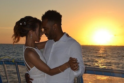 Marathon: Historic 7-Mile Bridge Sunset Cruise