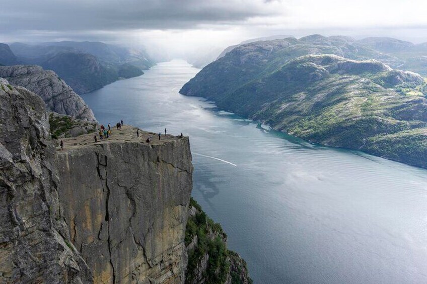 Preikestolen Hidden Trail Hike + Lunch and Canoe Trip