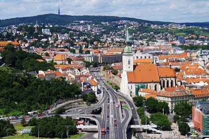 Private Transfer From Vienna To Bratislava, 2h Stop in SchlossHof