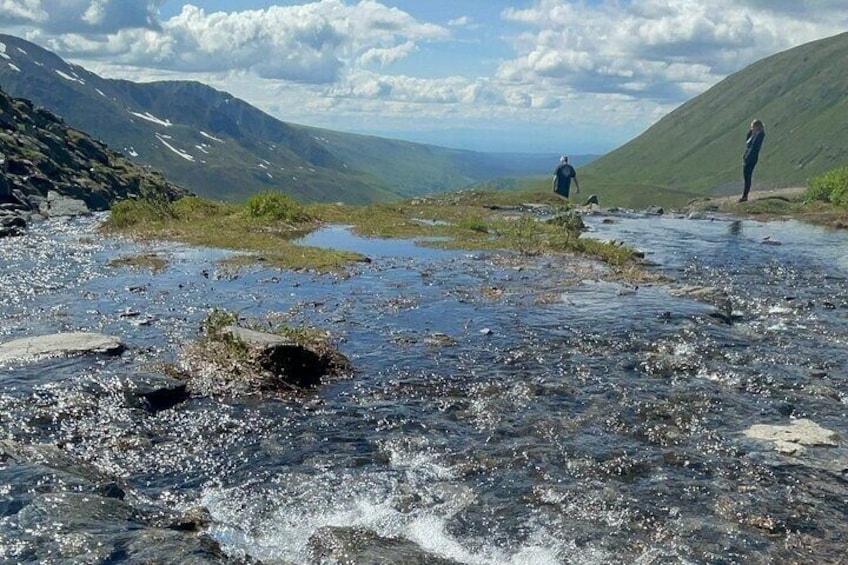 Private Mat-Su Valley, Hatcher Pass & Local Wildlife Tour