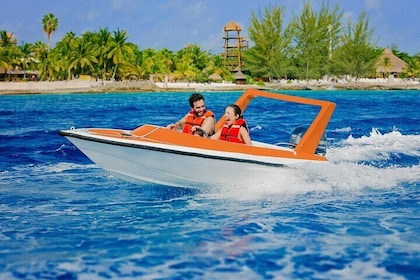 Speed Boat Snorkeling and Beach in Cozumel