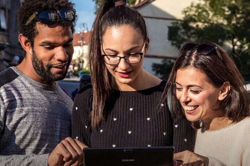 Zagreb Time Travel – Discover Zagreb with a fun interactive tablet city tour!
