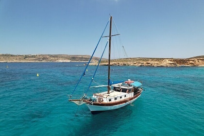 Full-Day Private Turkish Gulet Yacht in Comino Malta