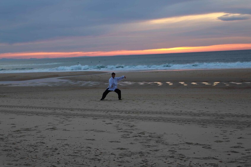 Picture 3 for Activity Tai Chi Chuan near the ocean