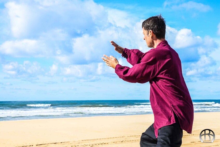 Picture 1 for Activity Tai Chi Chuan near the ocean