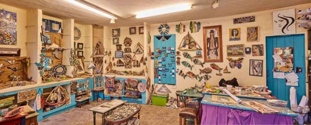 Crete: Mosaics Workshop at Arolithos Cretan Village