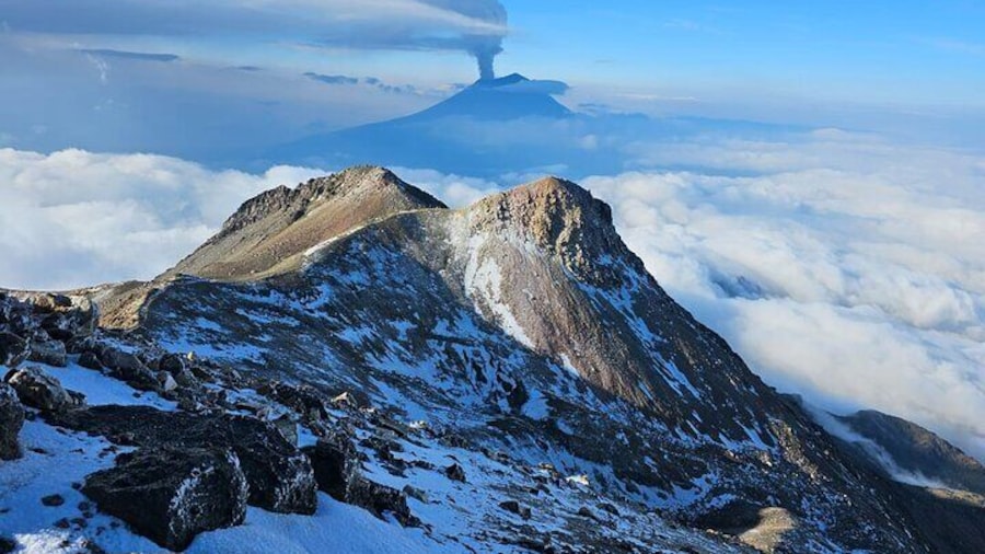 7 Days Conquering the Highest Mountains in Mexico
