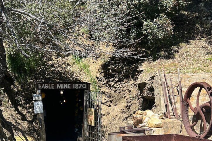 Golden Escape: Julian Tour from San Diego Unearth the Gold Mine