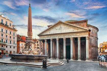 Old Rome Highlights Walking Tour with Guide and Tickets