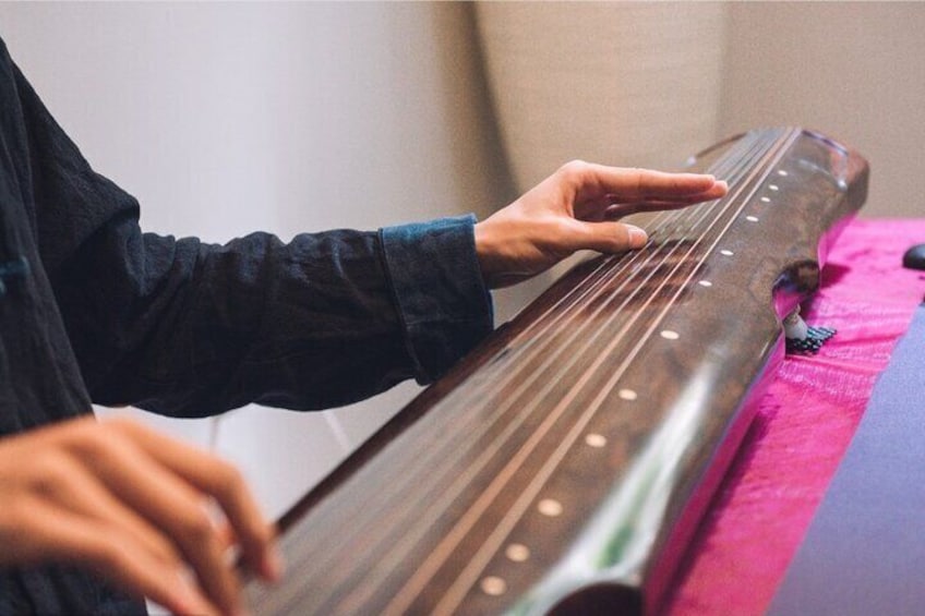 Chinese Ancient Guqin Experience Touch The Treasure of 3000 Years