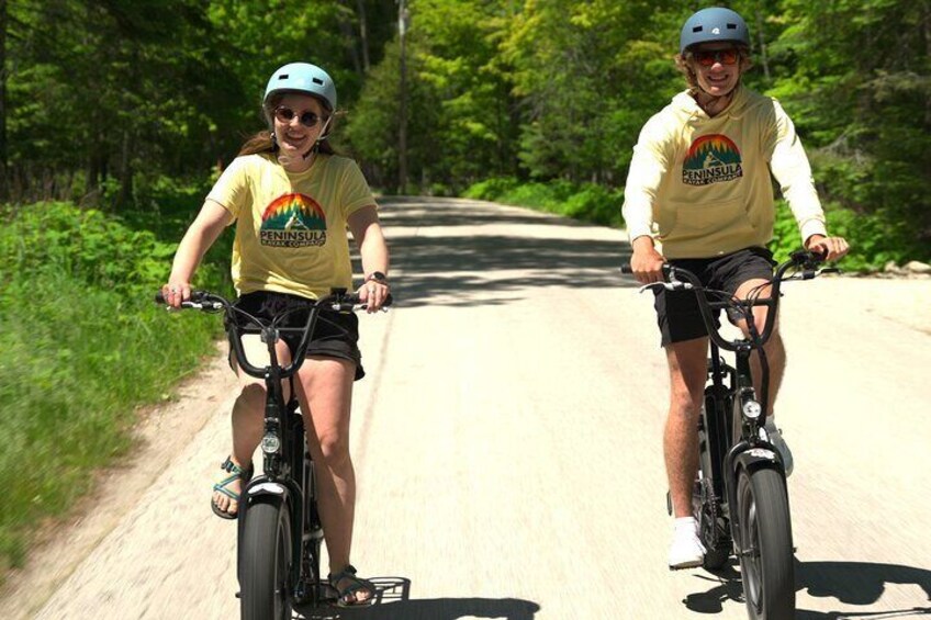 Cave Point E - Bike Tour