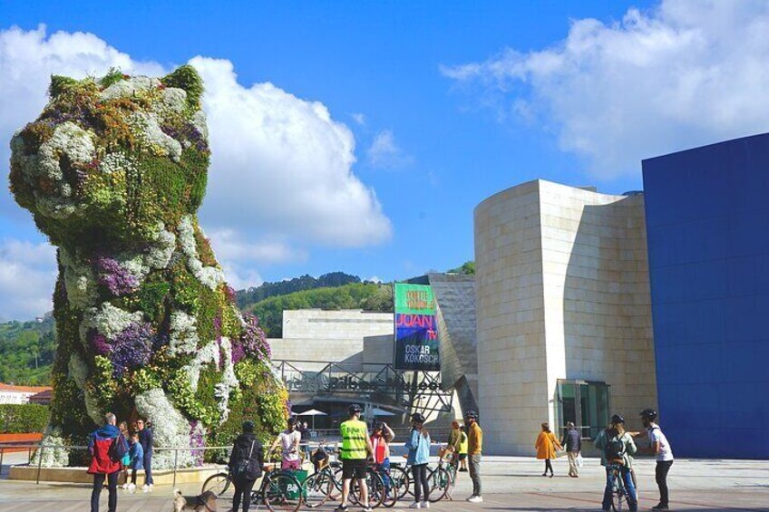 Guggenheim Museum and The Puppy