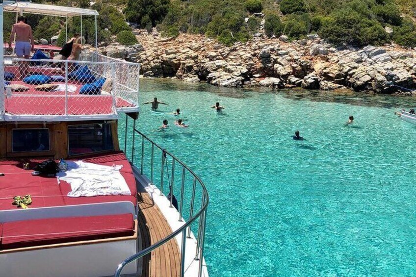 Pirate Boat Tour in Bodrum with Lunch & Transfer