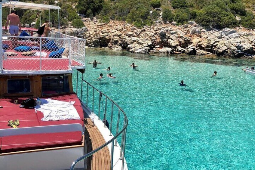 Pirate Boat Tour in Bodrum with Lunch & Transfer