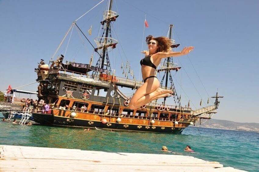 Pirate Boat Tour in Bodrum with Lunch & Transfer