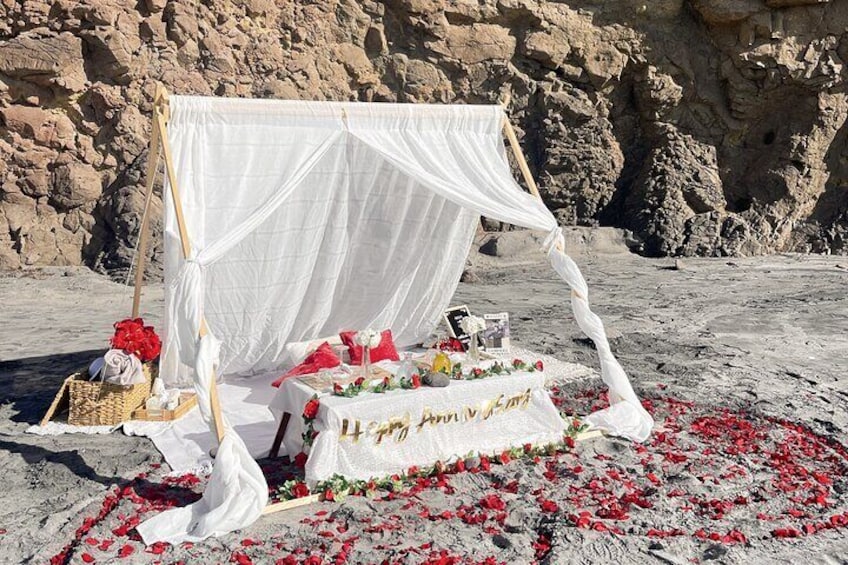 Romantic Picnic by the beach