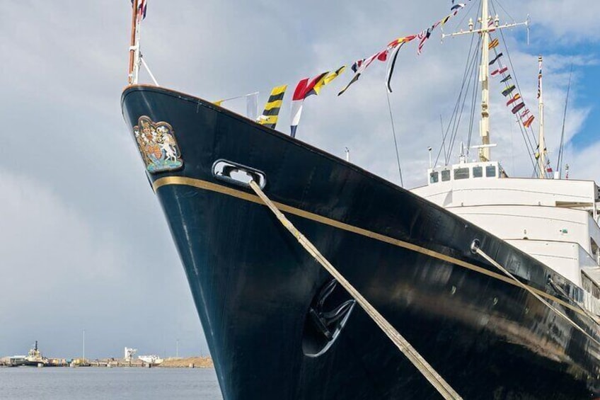 Edinburgh Shore Excursion: City Tour and Royal Yacht Britannia