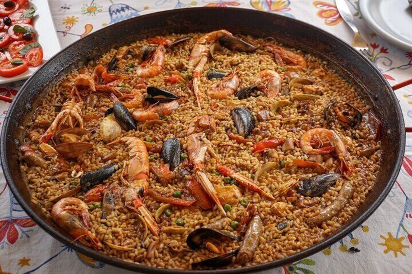 Eat Paella and Discover Alicante Tour