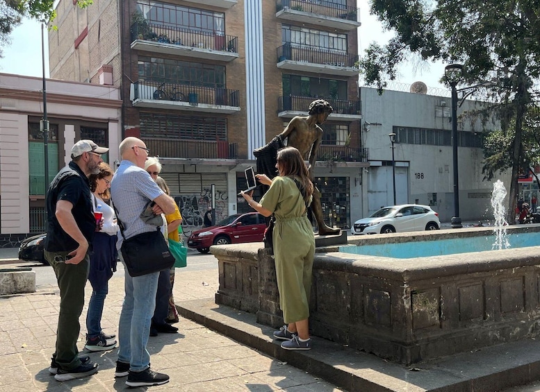 Picture 1 for Activity Mexico City: Roma and Condesa Guided Walking Tour