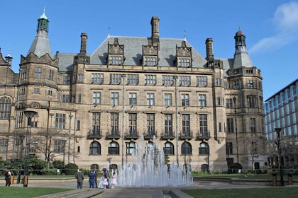Sheffield: Quirky Self-guided Heritage Walks