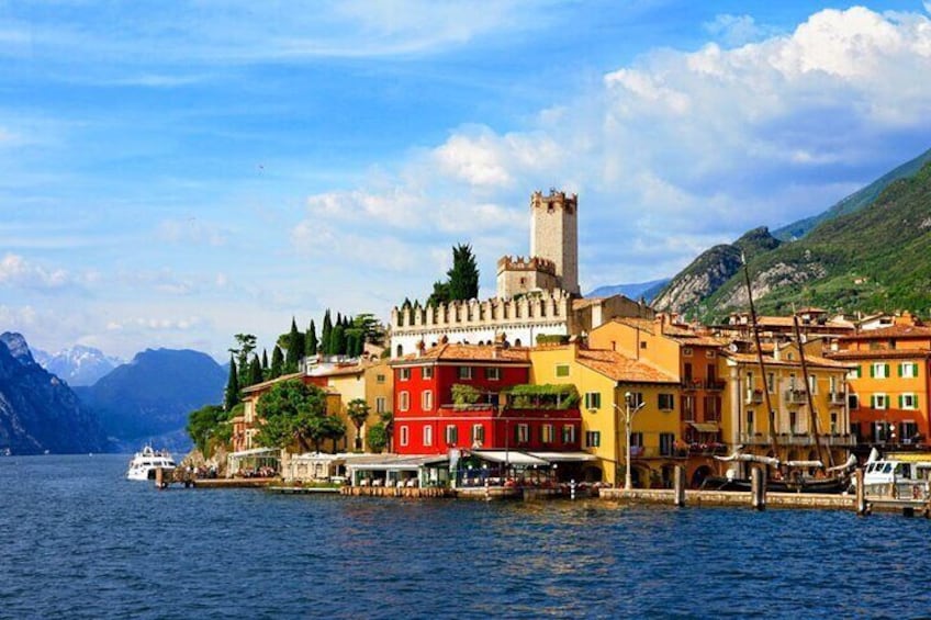 Lake Garda Tour aboard a Venetian Taxiboat