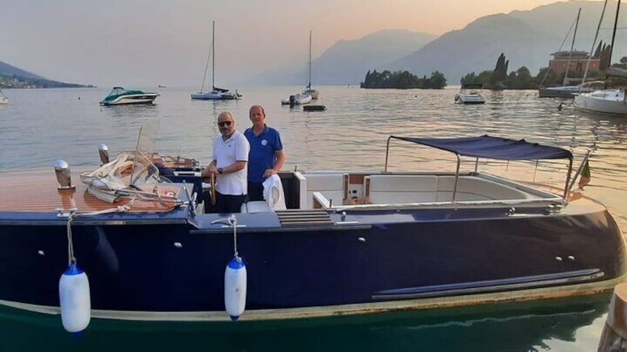 Lake Garda Tour aboard a Venetian Taxiboat