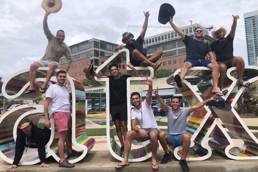 Public PubCrawl Tour in Austin