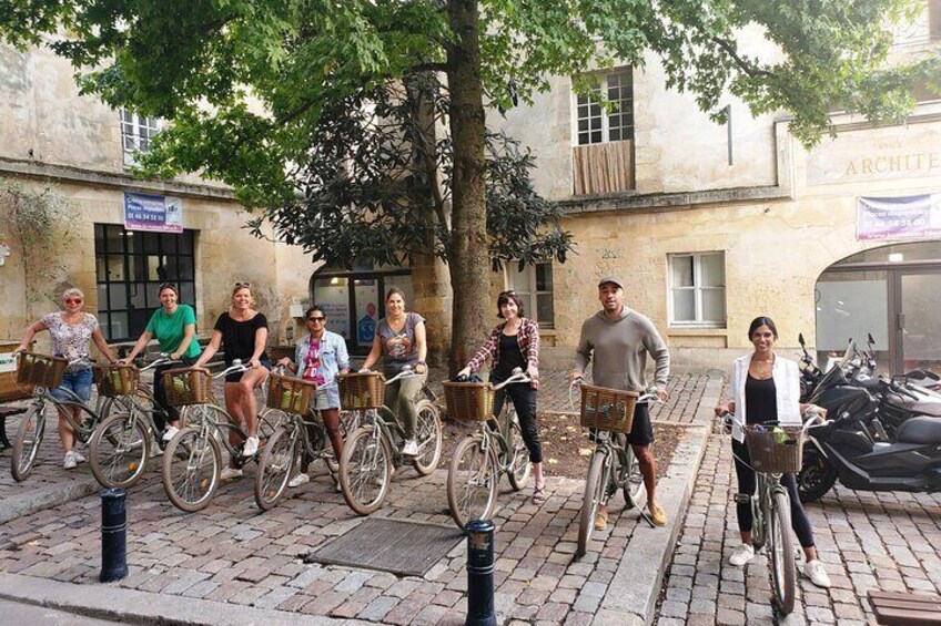 Bordeaux bike tour "The Best of Bordeaux"